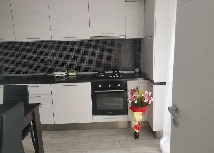 B85 * Крайова